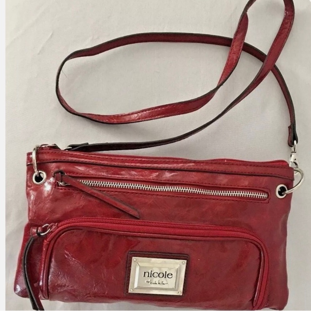 Nicole Miller Red 1X7X12" Cross Body Purse with 8 Pockets & One 45" Handle